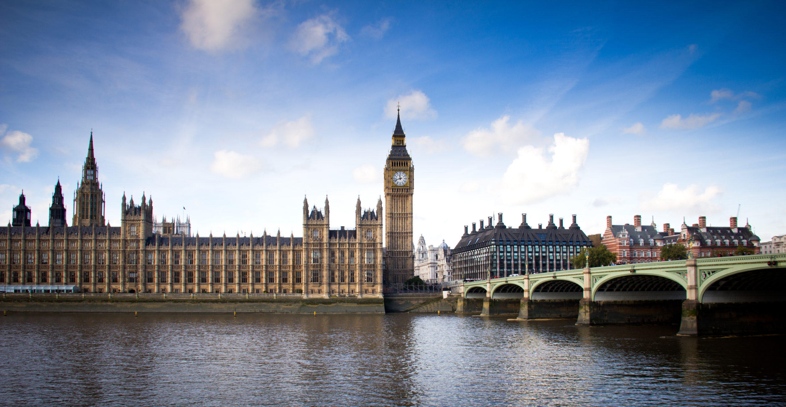 Image of Parliament and Big Ben in London